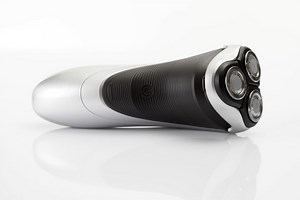 A Homeless Man Needed Shave To Get Job, So Cop Helps Him Out