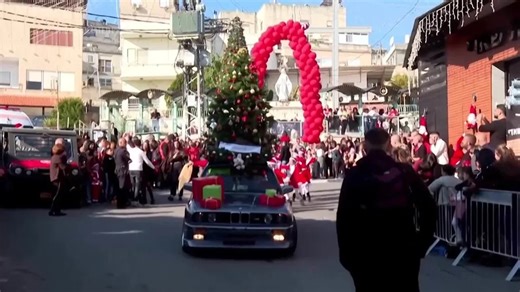 Christmas parade returns to Nazareth after 2 year absence due to the Israel-Hamas war