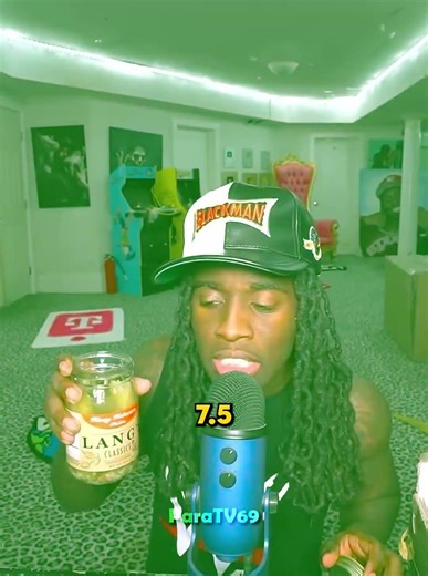 Kai Cenat Tries ASMR Pickle Challenge 🤣🥒