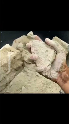 Multani Mitti Crumbling ASMT Satisfying #oddlysatisfying #crunchycrumbles