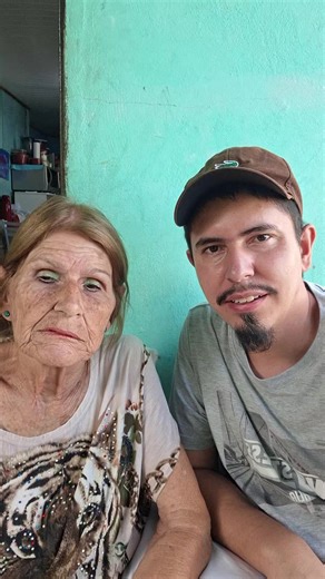 #hashtags boa, tarde, a todos meus seguidores. Estamos aqui fazendo esse vídeo aqui ó. Com esta música muito linda, que o casal ama uma boa tarde a todos