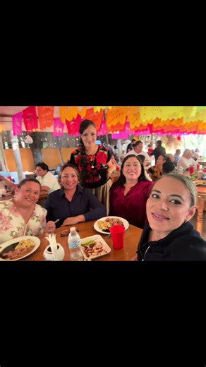 Hermosa bodas de oro! #oaxaca #bodadeoro familia Toledo Hernández ! #cozumel