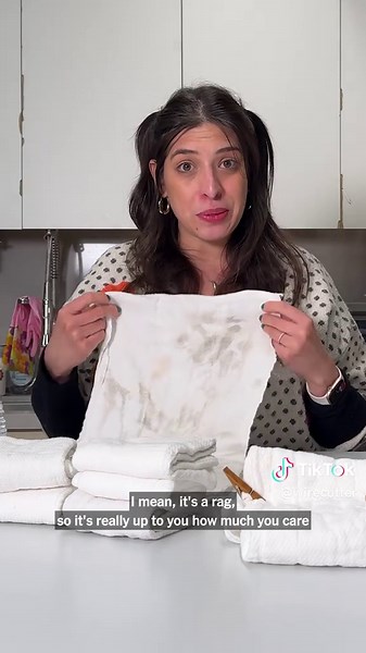 Hear us out: cloth diapers are actually the perfect cleaning tool. They clean up spills, they dust well, and the cotton weave leaves no fuzz. Still not convinced? Read more at the link in our bio. #cleantok #cleaningtips #cleaning