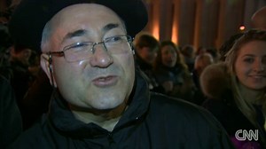 Crowds greet Pope Francis