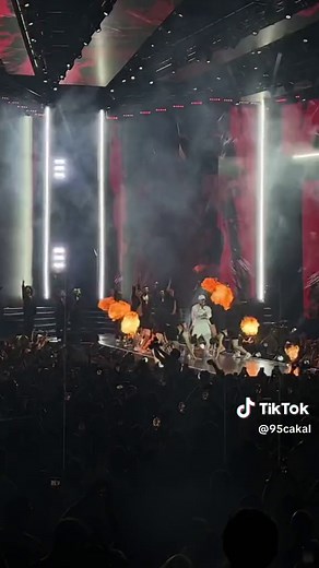 Saygı 1 Gecesi Concert Highlights