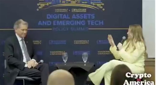 🚨Rep. French Hill says the CLARITY Act is unstoppable, with strong bipartisan backing from leaders like Nancy Pelosi, Hakeem Jeffries, and Chuck Schumer.It’s expected to pass either in the lame-duck session or early next year, bringing clear rules for crypto and stablecoins.Momentum is building as Banxchange launches its BXE Token Credit Card in partnership with BitMart and Visa 🚀The decentralized media movement is accelerating, with 414+ journalists already onboard — set to receive fast, dire