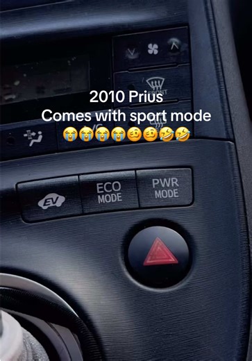 Daily Driving My 2010 Toyota Prius