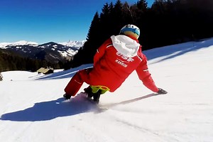 Le Yooner, un sport de glisse à mi-chemin entre le ski et la luge
