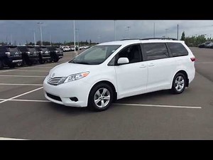 2017 Toyota Sienna LE Review