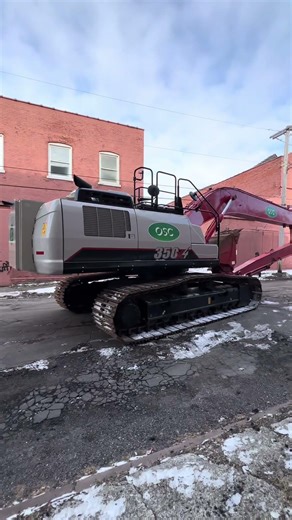 Heavy Equipment Delivery