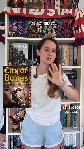 Reviewing the Mortal Instruments Series by Cassandra Clare
