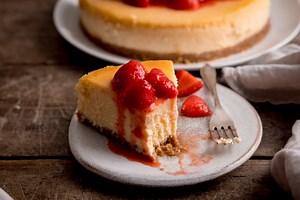 Baked Strawberry Cheesecake