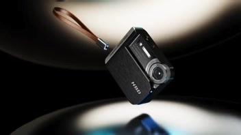 P100 Slide Cover Portable Small Camera (Full video, click the link below.) https://www.kickstarter.com/projects/nbd-direct-p100/p100-slide-cover-portable-small-camera?ref=discovery_newest&total_hits=33439&category_id=333 The Light Magician in Your Pocket - P100 Slide Camera, Making Every Moment Worth Freezing | Creative New Idea Gizmos | Facebook