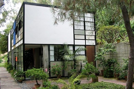 Eames House - The Modern Stylings of Case Study House 8
