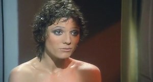 Так держать, Эммануэль (Carry on Emmanuelle)