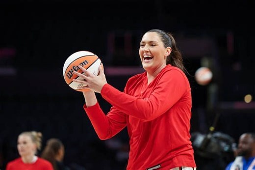 Stefanie Dolson's Contract Breakdown, Salary Cap Details, Bonuses, Terms & More