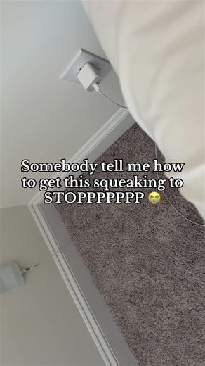 How to Stop Squeaking on a New Canopy Bed