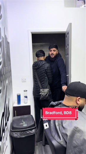 “Do you cut hair”??? #cityoffades #bradford #leeds #funnyvideo #pharmacy Our locations: 📍Bradford, BD8 📍Bradford, BD3 📍Leeds, LS12
