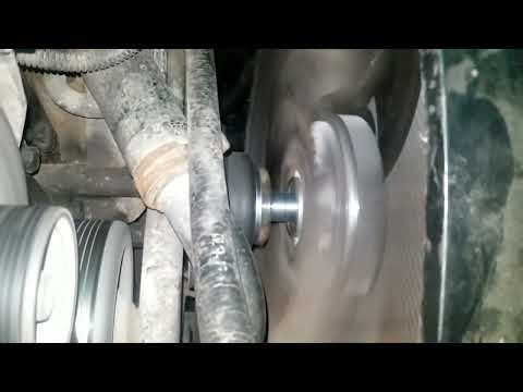 squeaking noise from engine LT1 ((SOLVED BAD CLUTCH FAN))