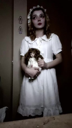 #morute #dollcore #creepy #moruteaesthetic #aesthetic dark gloomy coquette cute eerie vibe aesthetic alt doll jane doe girl livestreamer singer songwriter scary creepy porcelain doll makeup hair vintage dress