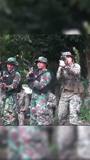 SPEED RELOAD - U.S. Marines vs. Indonesian #shorts #military