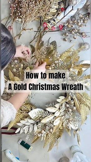 DIY Gold Wreath/ Easy step by step wreath tutorial