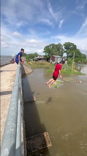boys bathing in the river #truewalks #travel #vietnam ‪@TrueWalksVietNam‬