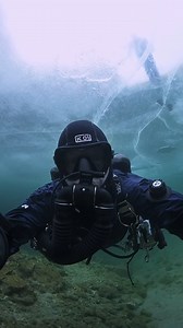 The quarry dive-in is a maximum of 40m deep and has a shallow plateau of around 2-4m depth. That is a great place to dive when you have ice above you. 📷 Alex Dawson https://www.facebook.com/alexdawsonphoto | Diving Specials