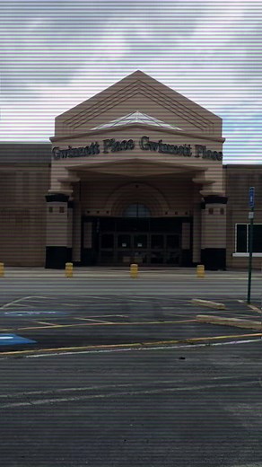 Exploring the Iconic Starcourt Mall from Stranger Things