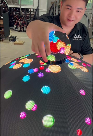 Glowing Planet: Creative LED Display Showcase