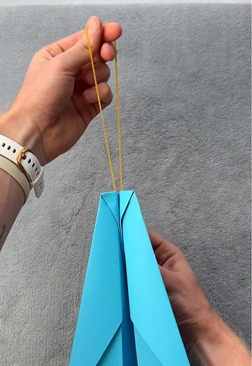 Cómo hacer un avión de papel con ligas