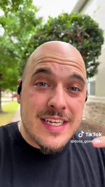 These are hands down my favorite translating headphones on TikTok. They’re so easy to use and the app is free with no subscription. #translatingearbuds #TranslationEarbuds #ForeignLanguage #translatingheadphones