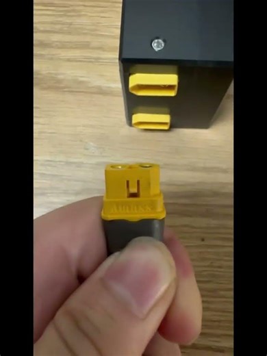 How to use multi-battery charging adapter!