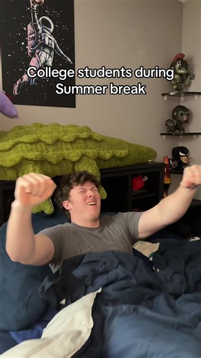 Kind of boring #summer #college #collegehumor #summerbreak | College Students