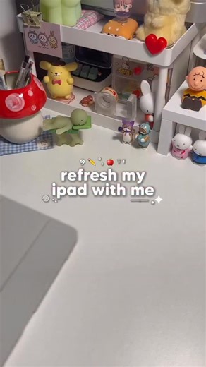 Paperlike on Instagram: "“It’s so satisfying to use since it feels just like paper!” @nomuricee 🦋 We love seeing everything you create with the help of Paperlike! ✍️ Tag us @paperlike and add #paperlike for a chance to be featured. 🏷️ #ipad #ipadaccessories #applepencil #asmr #ipadrefresh #screenprotector #unboxing"