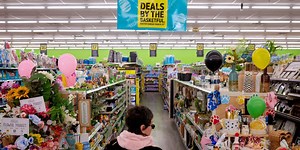 Dollar Stores Are Flashing a Warning Sign About Lower-Income Consumers