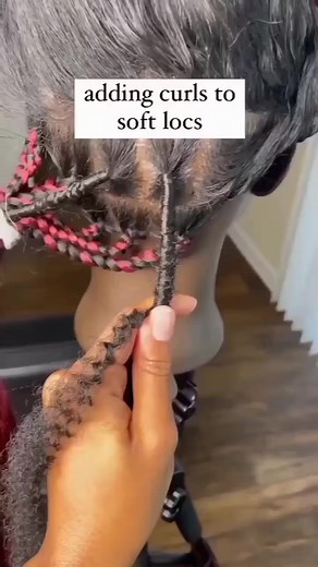 6.1K views · 52 reactions | Quick tutorial on how to feed in/ attach curly pieces to your locs to achieve goddess/ boho locs! Amazing tutorial by (braider based in atlanta, go check her out!) Follow us for daily hair inspo, tips, tutorials and more  #fyp #softlocs #softlocstutorial #bohosoftlocs #fauxlocs #protectivestyles Visit braidhairstyles.com for more inspiration. | braidhairstyles_com | Facebook