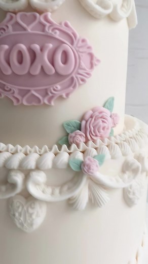 Create the ultimate kitsch, vintage-style cake—perfect for an engagement party, wedding, Valentine’s Day, or a fun Galentine’s celebration! | Katy Sue Cake Decorating