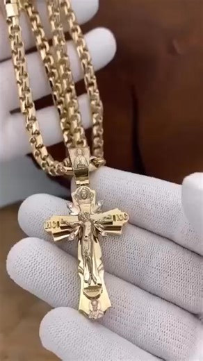 Holy Jesus Blessing Necklace ✨🙏 More than just jewellery – a spiritual shield of love and faith! Each necklace is prayerfully blessed to bring peace, protection and God's presence into your life. 💖🕊️ ✔️ Strengthens your energy field & spreads positivity ✔️ Protects against negativity & reminds you that you are never alone ✔️ Perfect as a meaningful gift – comes in a gift box! 🎁 Comes with a 70 cm chain in a luxurious Byzantine style. | Today’s Top Picks & Special Deals