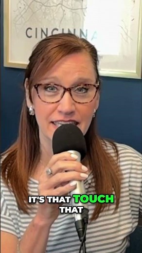 Holding Hands: De-escalate Conflict & Build Intimacy #shorts