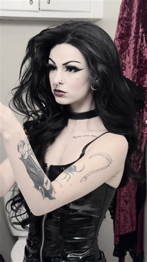 curatedcorpse (@curatedcorpse)’s videos with Originalton - ju2