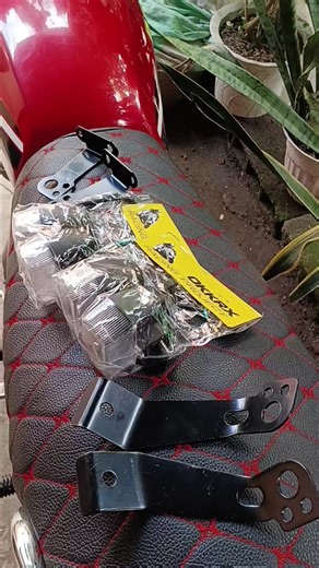 Complete Set of Motorcycle Signal Lights with Bracket