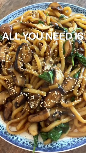 Delicious Mushroom Basil Udon Recipe in 15 Minutes