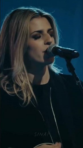 Who you say I am -(Hillsong Worship) #WhoyousayIam #brookeligertwood #hillsongworship