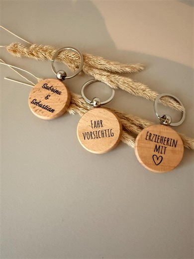 Personalized wooden keychains
