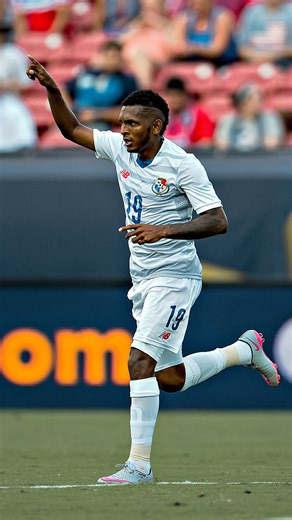 23K views · 64 reactions | ¡Quintero con un GOLAZO! | Gold Cup | Facebook