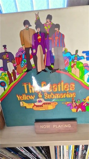 33rpm. The Beatles. the yellow submarine