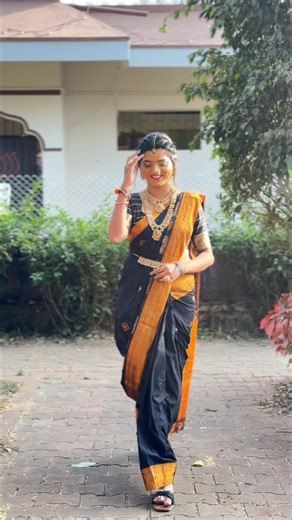 Vaishnavi pujari 🐘 on Instagram: "U shine beauty salon ✨ RADHA MAKEOVER Mua- @u_shine_beauty_makeove Book yours Big day makeover with us ✨ Adress 📍 shahu Nagar belagavi 2nd cross near mobile tower 🗼 Contact us (7259188448) #viralvideos #makeover #kurubanarani👸❤ #photography"