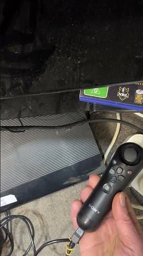 How to charge a SONY PlayStation Move Navigation Controller