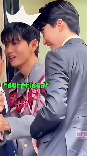 time check my Homework 📘📋😬🥺 #taehyung #bts #annavlogs #funny #taehyungshort